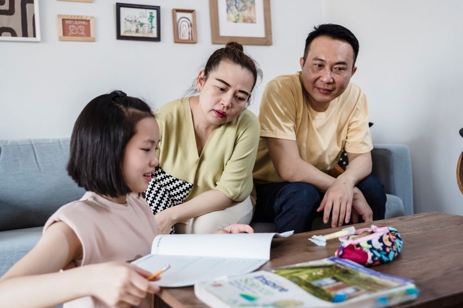 How to Support a Child with Dyslexia at Home 2026 | support child with dyslexia